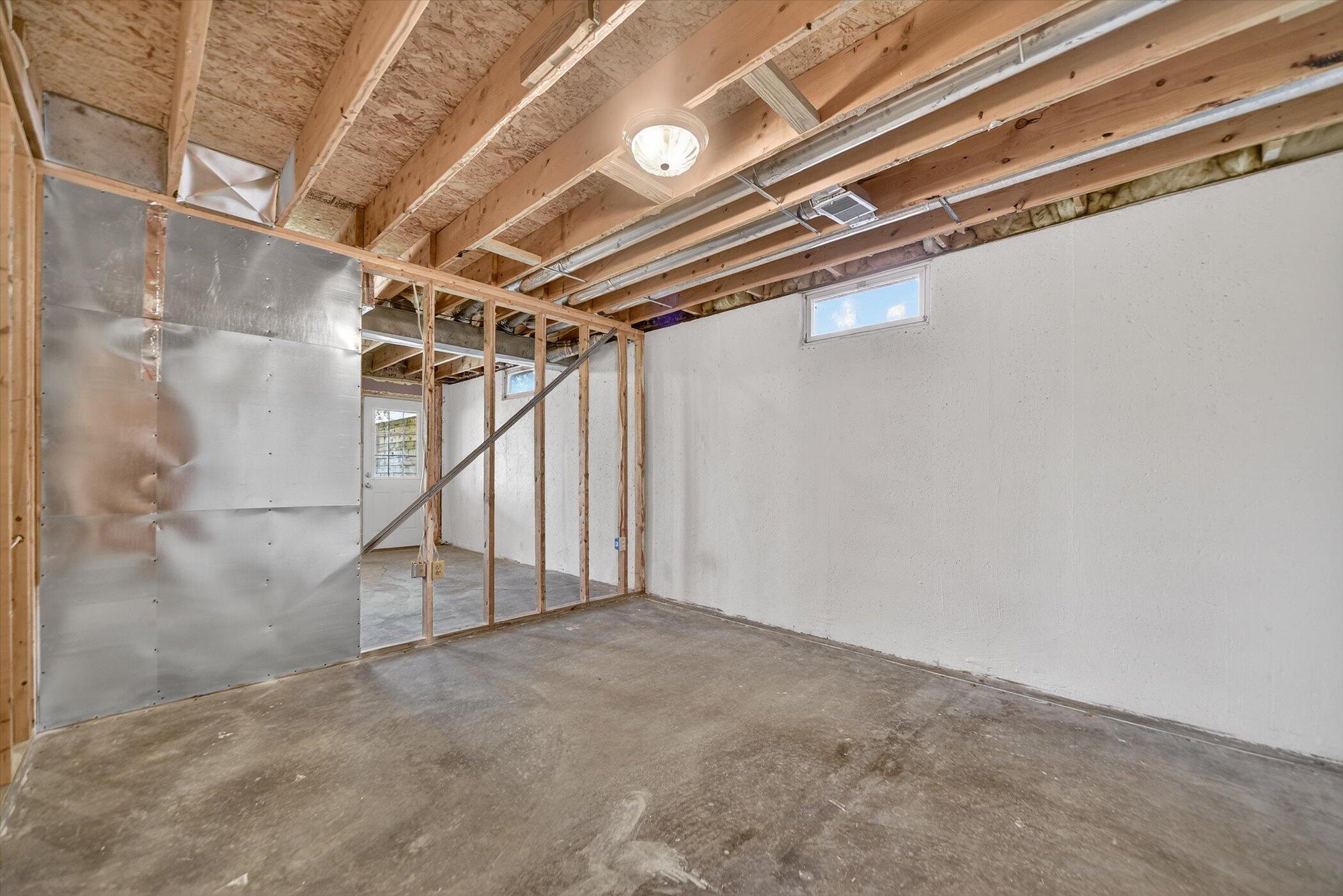 12800 South Wright Road Eagle, MI 48822 - Photo 41 of 58 41-12800 S Wright Rd Eagle-Windowstill