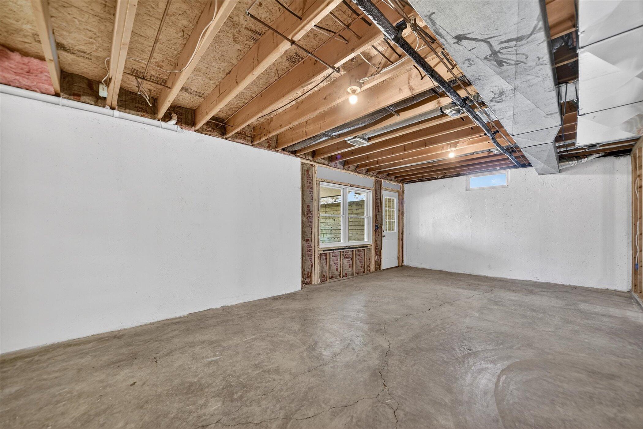 12800 South Wright Road Eagle, MI 48822 - Photo 42 of 58 42-12800 S Wright Rd Eagle-Windowstill