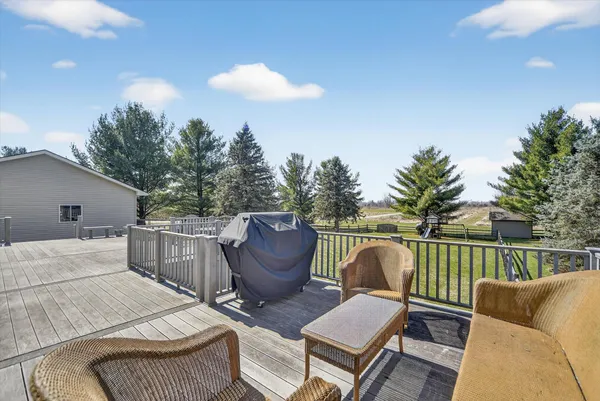 $599,900 | 12800 South Wright Road, Eagle, MI 48822