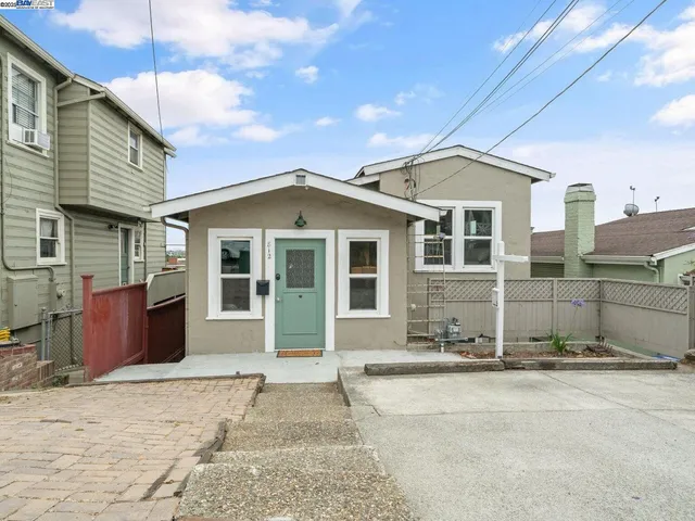 $1,195,000 | 812 Washington Avenue, Albany, CA 94706