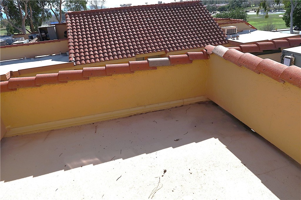 1440 West Edgehill Road, Unit 14 San Bernardino, CA 92405 - Photo 20 of 34 a backyard of a house with a yard