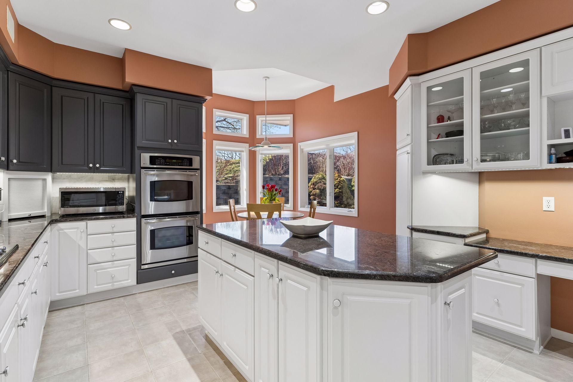 7052 Crowne Oak Road Eden Prairie, MN 55344 - Photo 15 of 58 Gallery Image 15