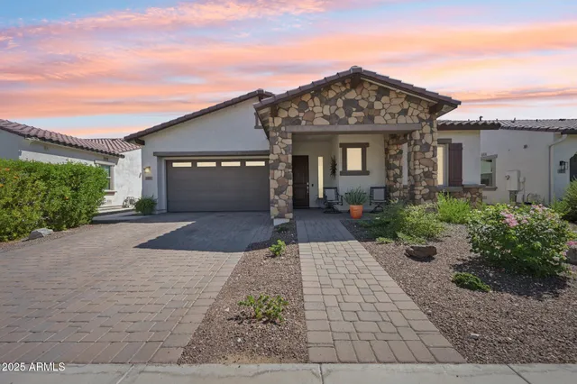 $782,500 | 4871 North 205th Glen, Buckeye, AZ 85396