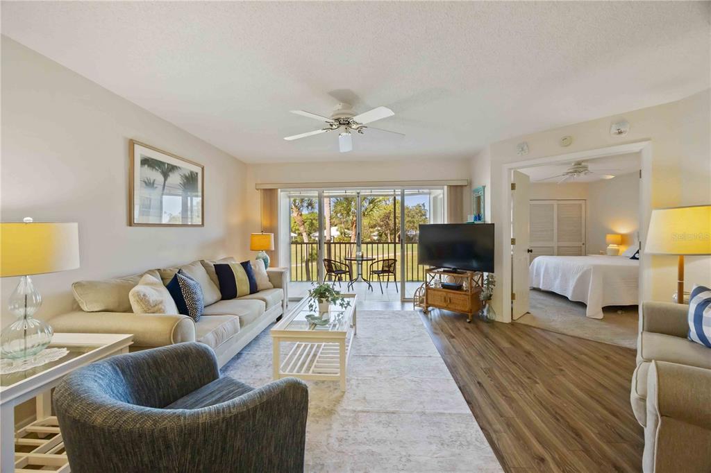 433 Cerromar Lane, Unit 440 Venice, FL 34293 - Photo 5 of 65