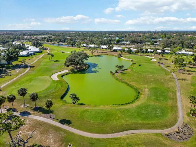 $225,000 | 433 Cerromar Lane, Unit 440, Venice, FL 34293