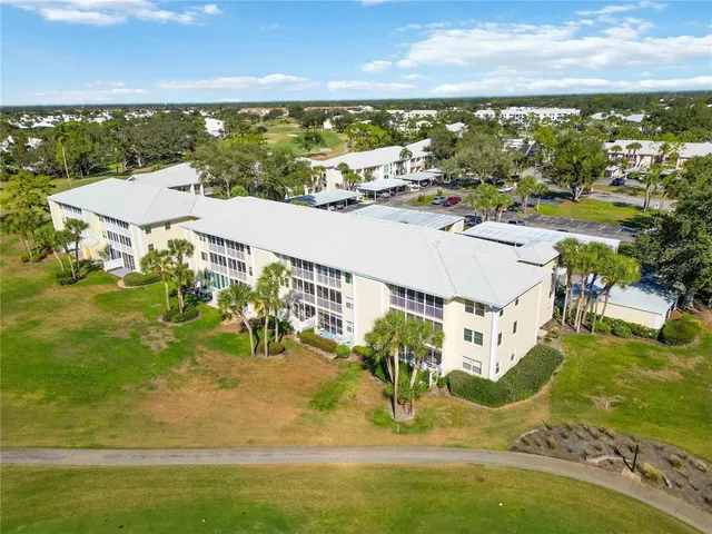 $225,000 | 433 Cerromar Lane, Unit 440, Venice, FL 34293