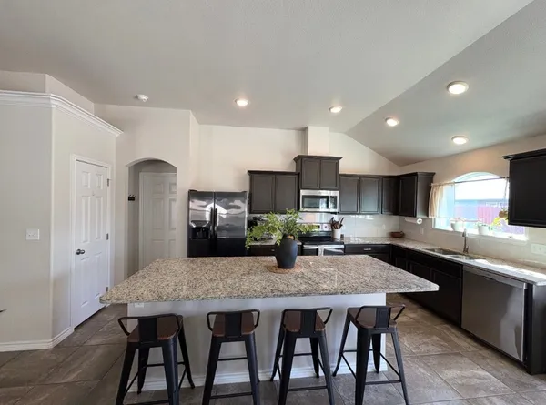 $2,200 | 7509 Loyd Neal Drive, Corpus Christi, TX 78414