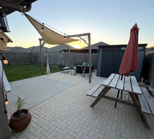 $2,200 | 7509 Loyd Neal Drive, Corpus Christi, TX 78414