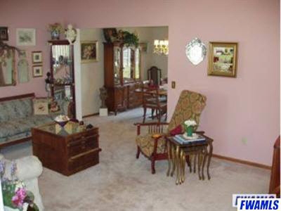 1915 Sweet Cider Road Fort Wayne, IN 46818 - Photo 3 of 5