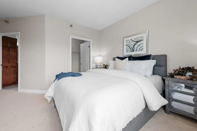 $299,900 | 1155 Ford Road, Unit 205, St. Louis Park, MN 55426