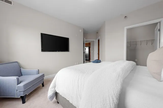 $299,900 | 1155 Ford Road, Unit 205, St. Louis Park, MN 55426