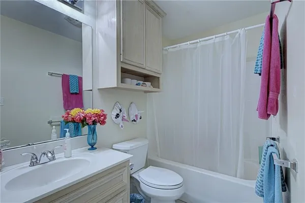 $2,795 | 14126 River Rock Drive, Corpus Christi, TX 78410