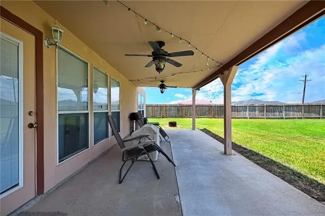 $2,795 | 14126 River Rock Drive, Corpus Christi, TX 78410