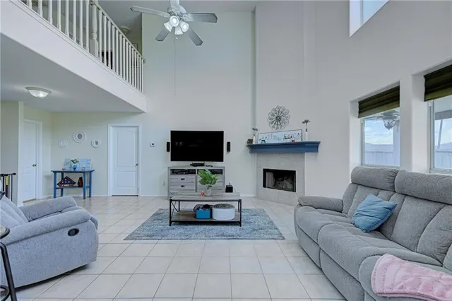 $2,795 | 14126 River Rock Drive, Corpus Christi, TX 78410
