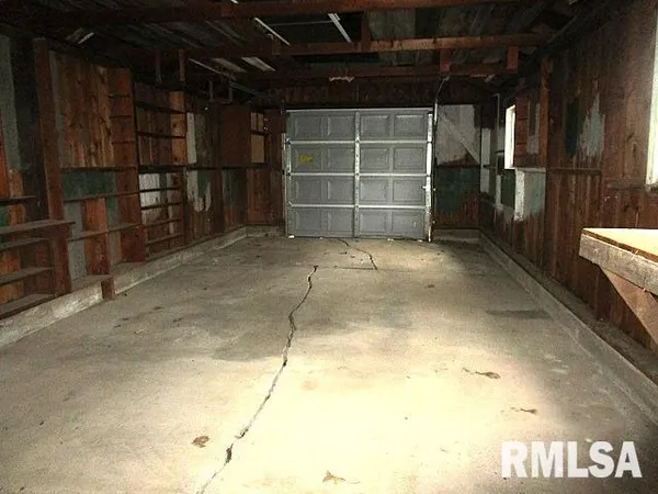 $62,000 | 301 Logan Street, New Holland, IL 62671