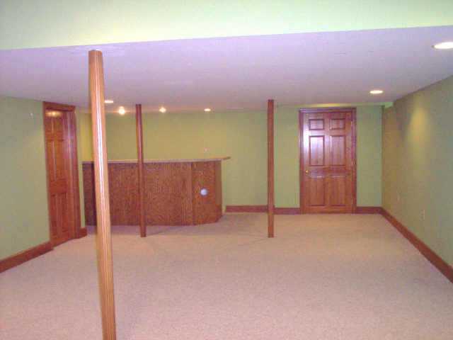 250 Beech Ridge Drive Powell, OH 43065 - Photo 8 of 10