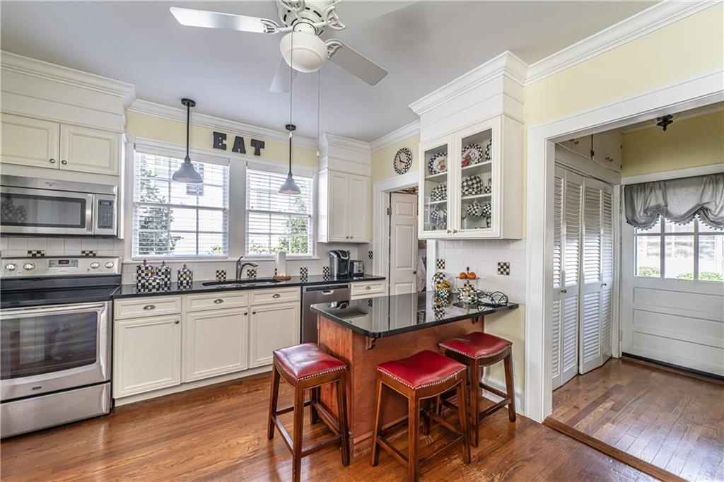 307 East 11th Street Southeast Rome, GA 30161 - Photo 16 of 28