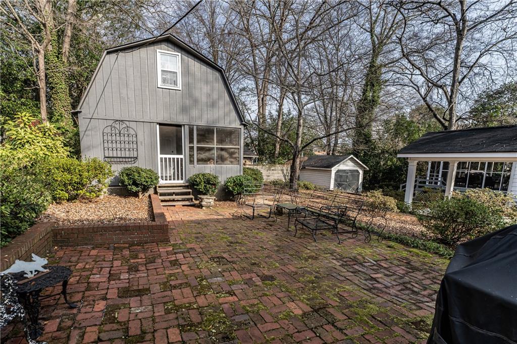 307 East 11th Street Southeast Rome, GA 30161 - Photo 4 of 28