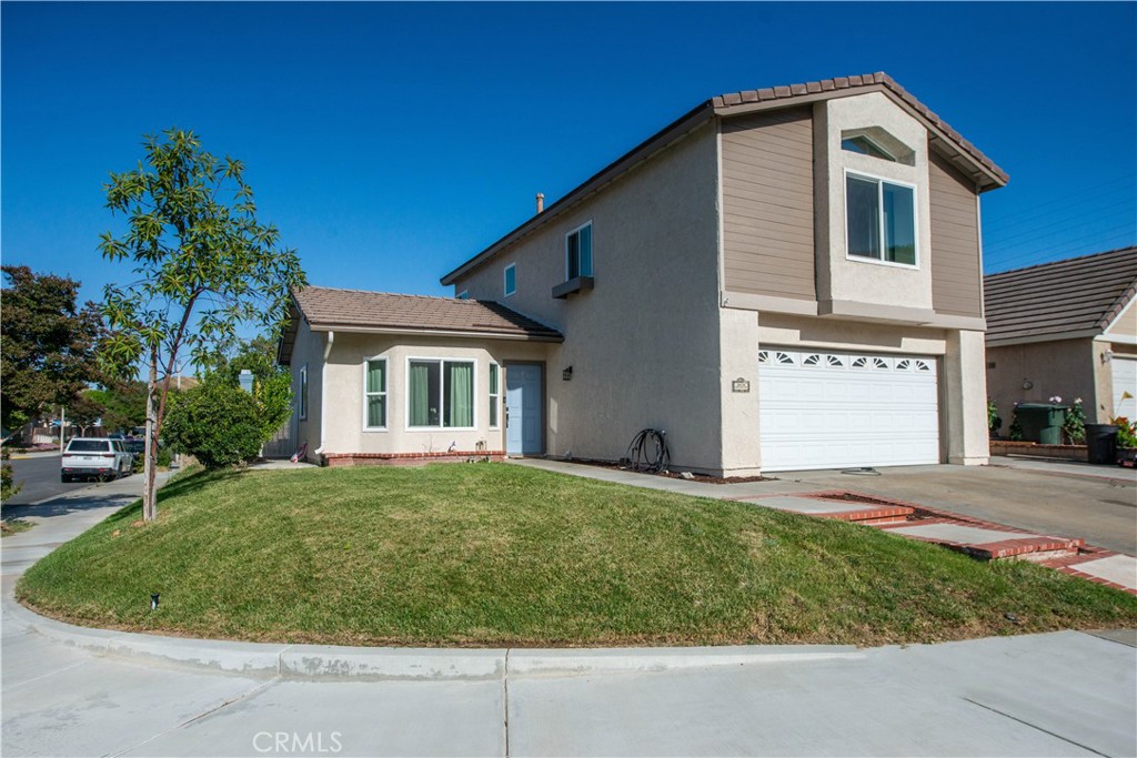 29130 Highplains Court Castaic, CA 91384 - Photo 2 of 37