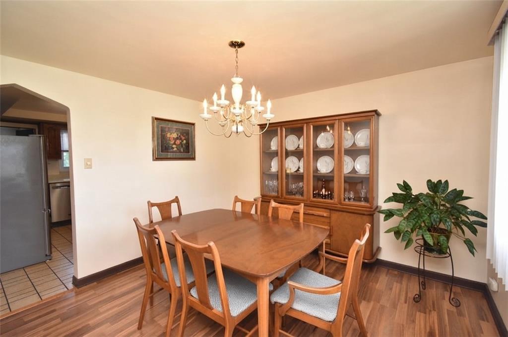 932 Agnew Road Pittsburgh, PA 15227 - Photo 11 of 30 Gallery Image 11