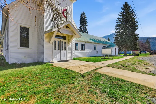 $499,000 | 116 2nd Avenue, Clark Fork, ID 83811
