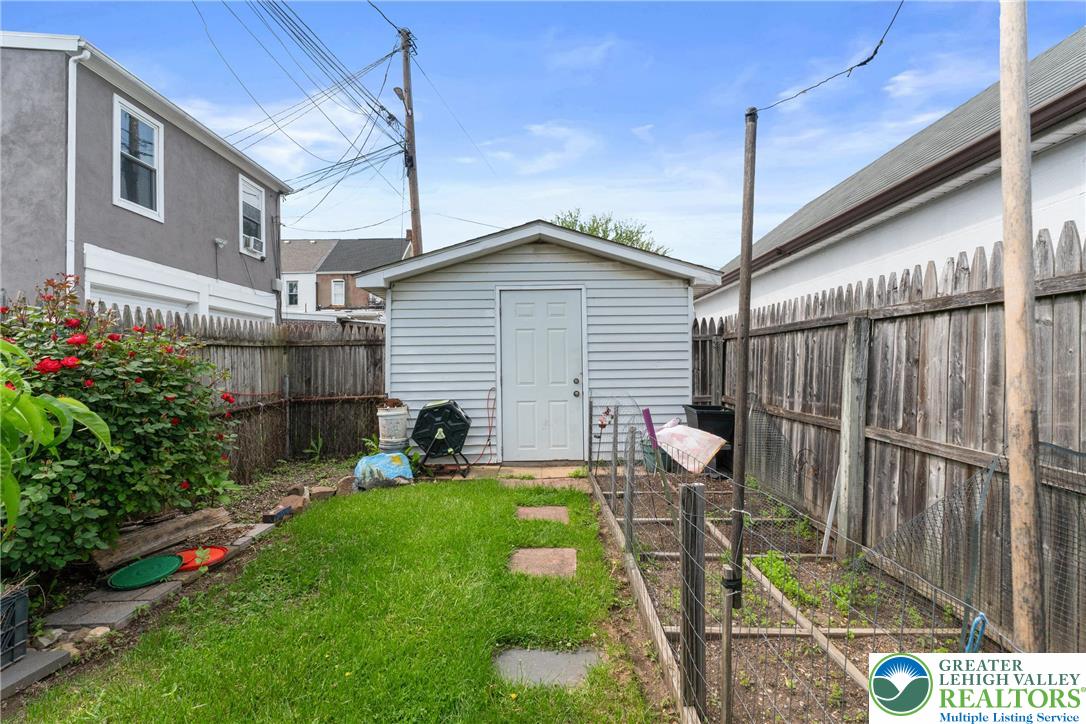 27 West Allen Street Allentown, PA 18102 - Photo 16 of 21 a backyard of a house with seating space