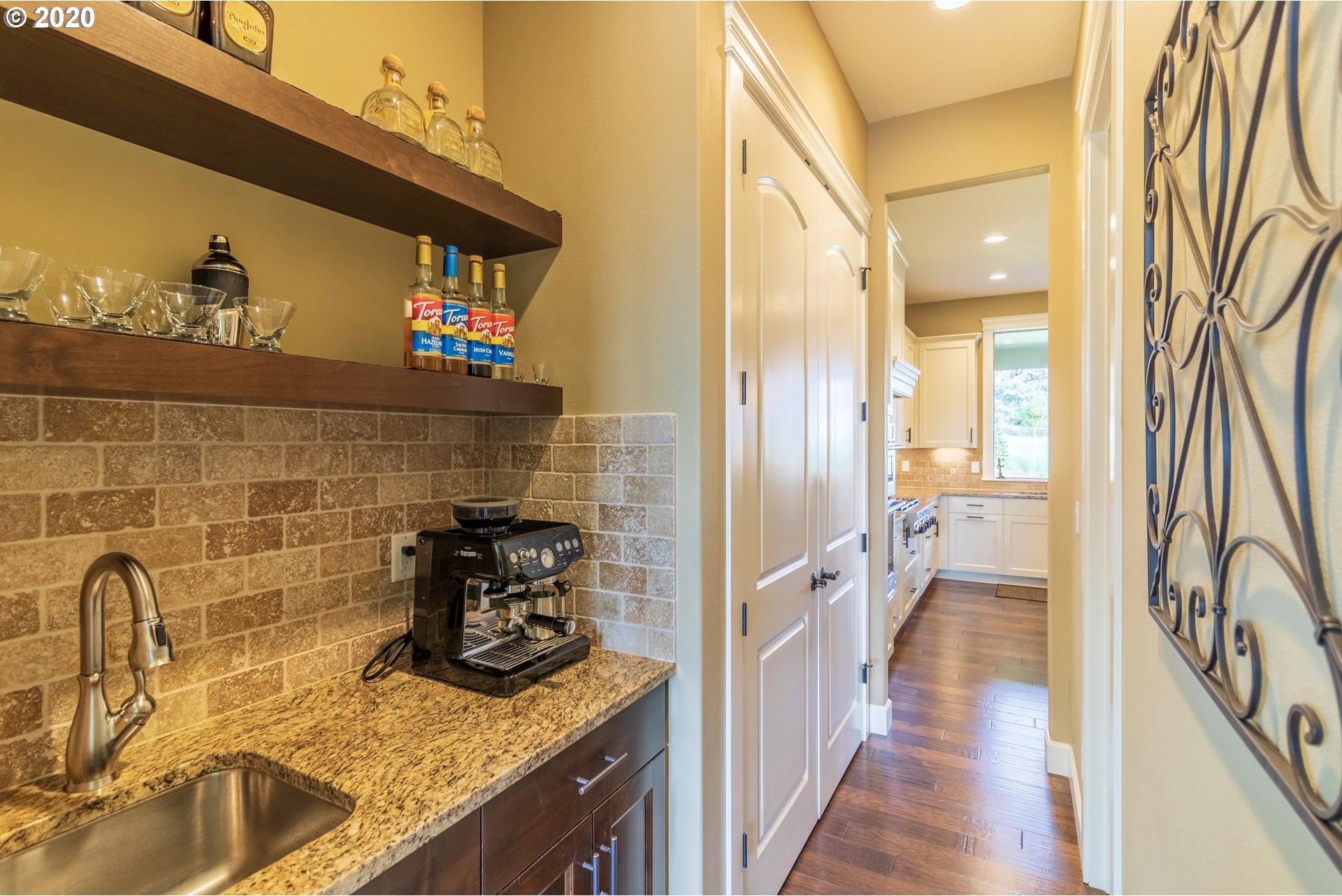 17501 Northeast 26th Avenue Ridgefield, WA 98642 - Photo 7 of 32 Gallery Image 7