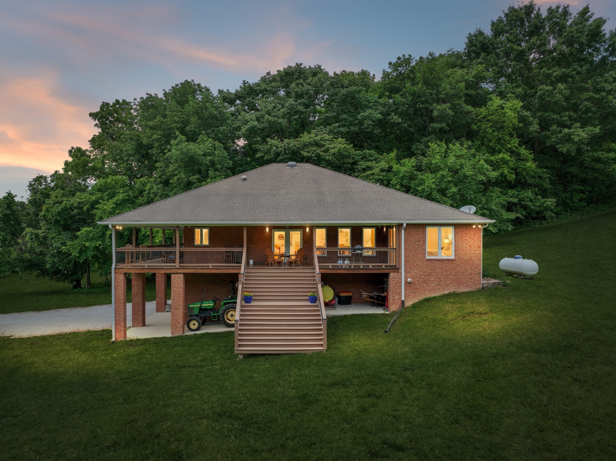 574 Hayes Ridge Road Lancaster, TN 38569 - Photo 2 of 60 Gallery Image 2
