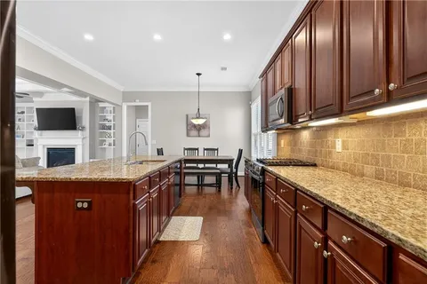 $825,000 | 2003 Heathermere Way, Roswell, GA 30075