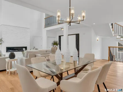 $1,700,000 | 539 A Boston Street, Guilford, CT 06437