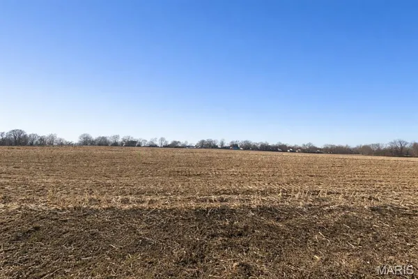 $184,000 | 2281 Staunton Road, Troy, IL 62294
