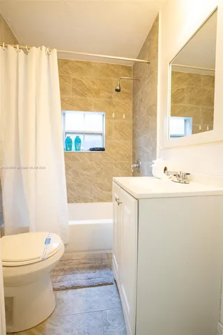 $4,288,000 | 444 Ponce De Leon Boulevard, Coral Gables, FL 33134