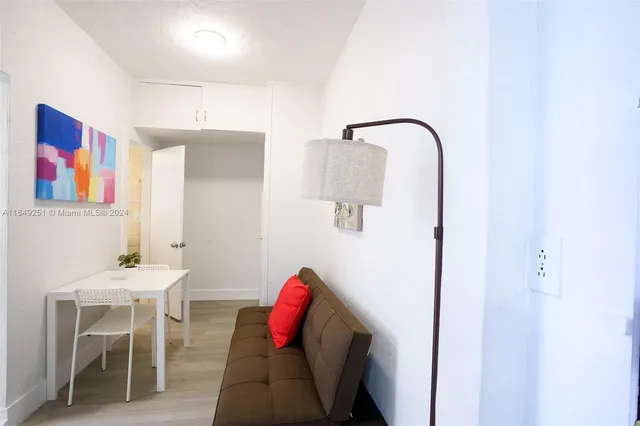 $4,288,000 | 444 Ponce De Leon Boulevard, Coral Gables, FL 33134