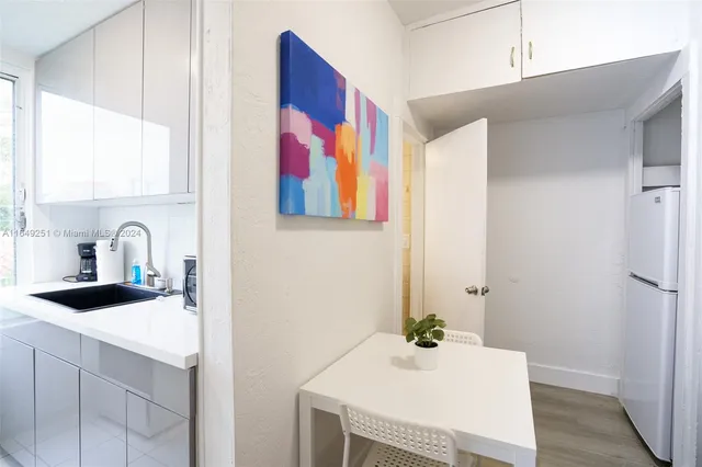 $4,288,000 | 444 Ponce De Leon Boulevard, Coral Gables, FL 33134