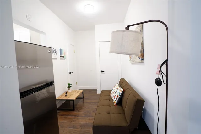 $4,288,000 | 444 Ponce De Leon Boulevard, Coral Gables, FL 33134