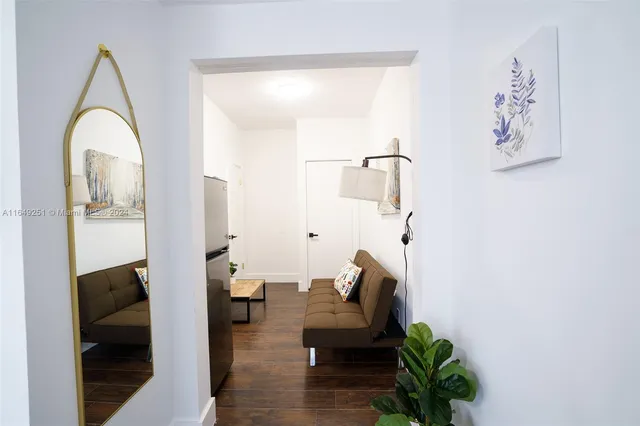 $4,288,000 | 444 Ponce De Leon Boulevard, Coral Gables, FL 33134