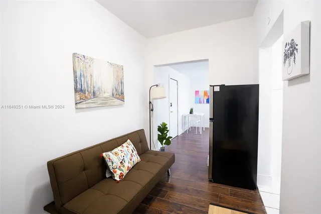 $4,288,000 | 444 Ponce De Leon Boulevard, Coral Gables, FL 33134