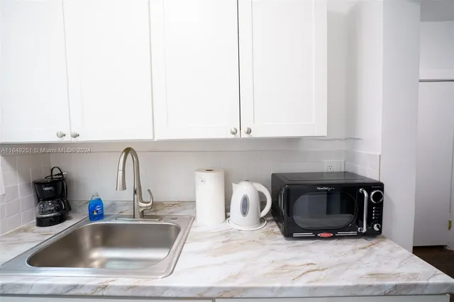 $4,288,000 | 444 Ponce De Leon Boulevard, Coral Gables, FL 33134