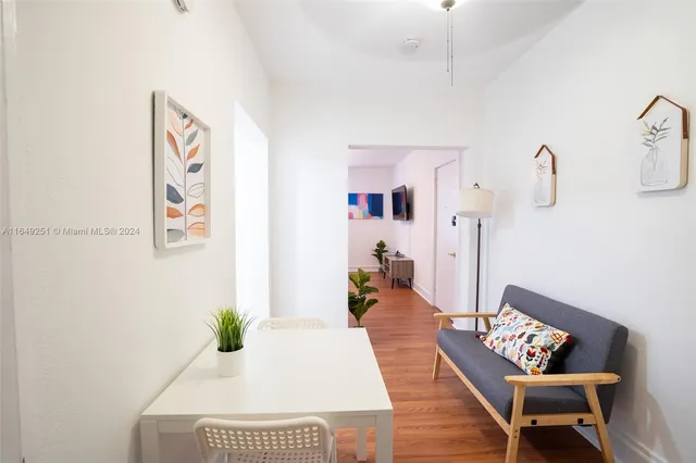 $4,288,000 | 444 Ponce De Leon Boulevard, Coral Gables, FL 33134