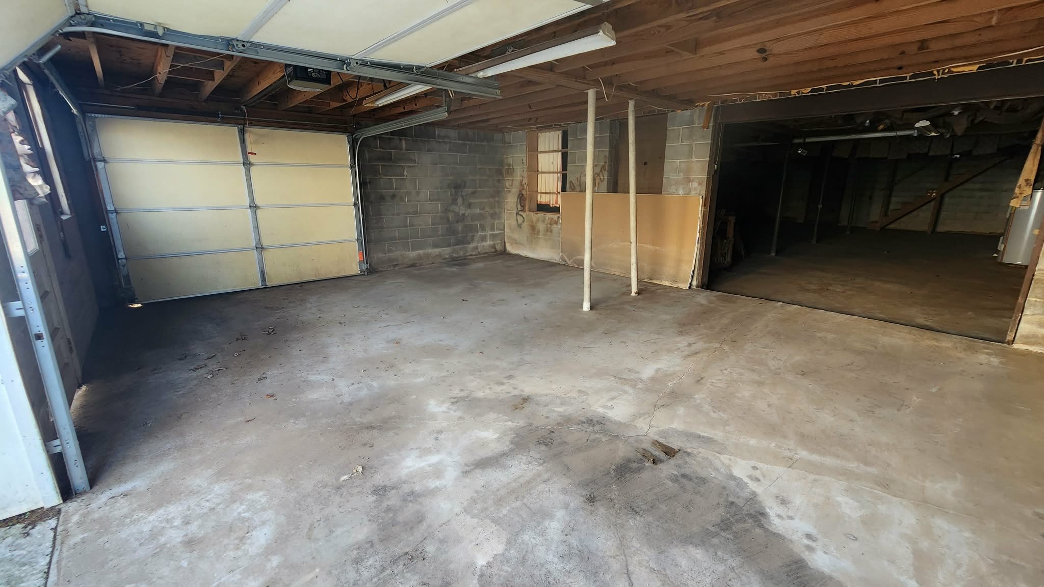 312 Bluebird Lane Dickson, TN 37055 - Photo 11 of 12 a view of a garage