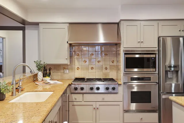 $575,000 | 2023 North Commerce Street, Stockton, CA 95204