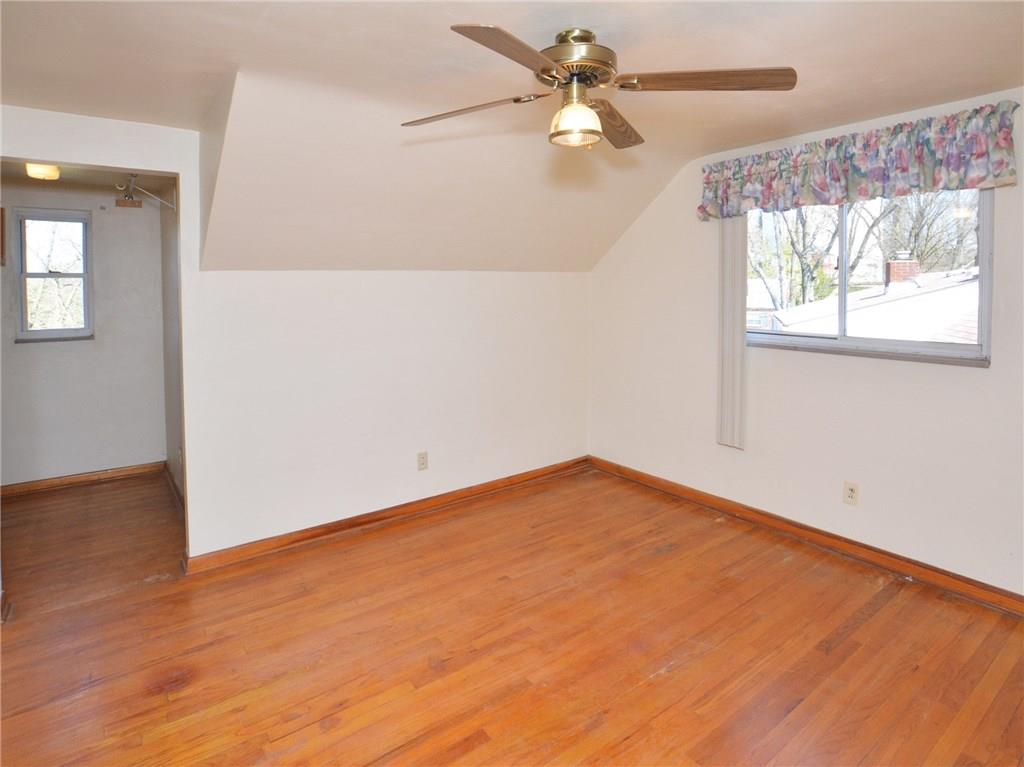 304 Lougeay Road Pittsburgh, PA 15235 - Photo 14 of 24 Gallery Image 14