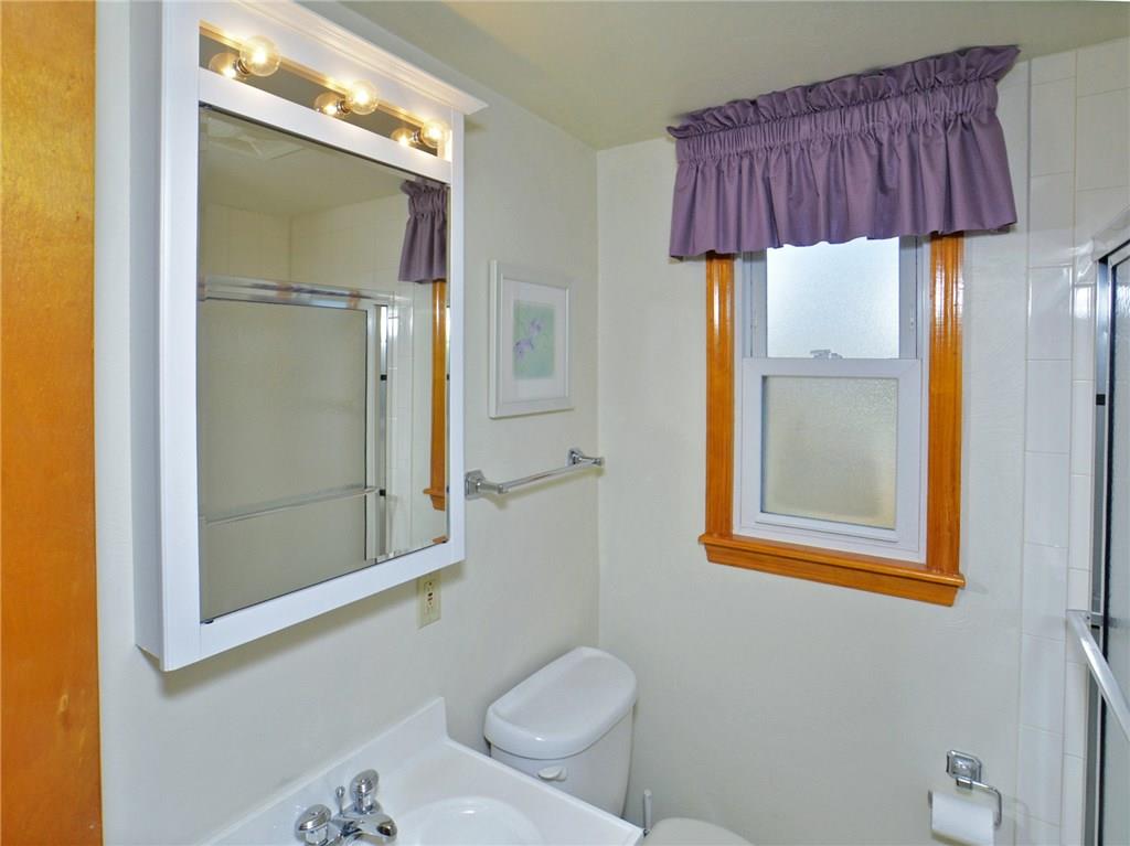 304 Lougeay Road Pittsburgh, PA 15235 - Photo 21 of 24 Gallery Image 21