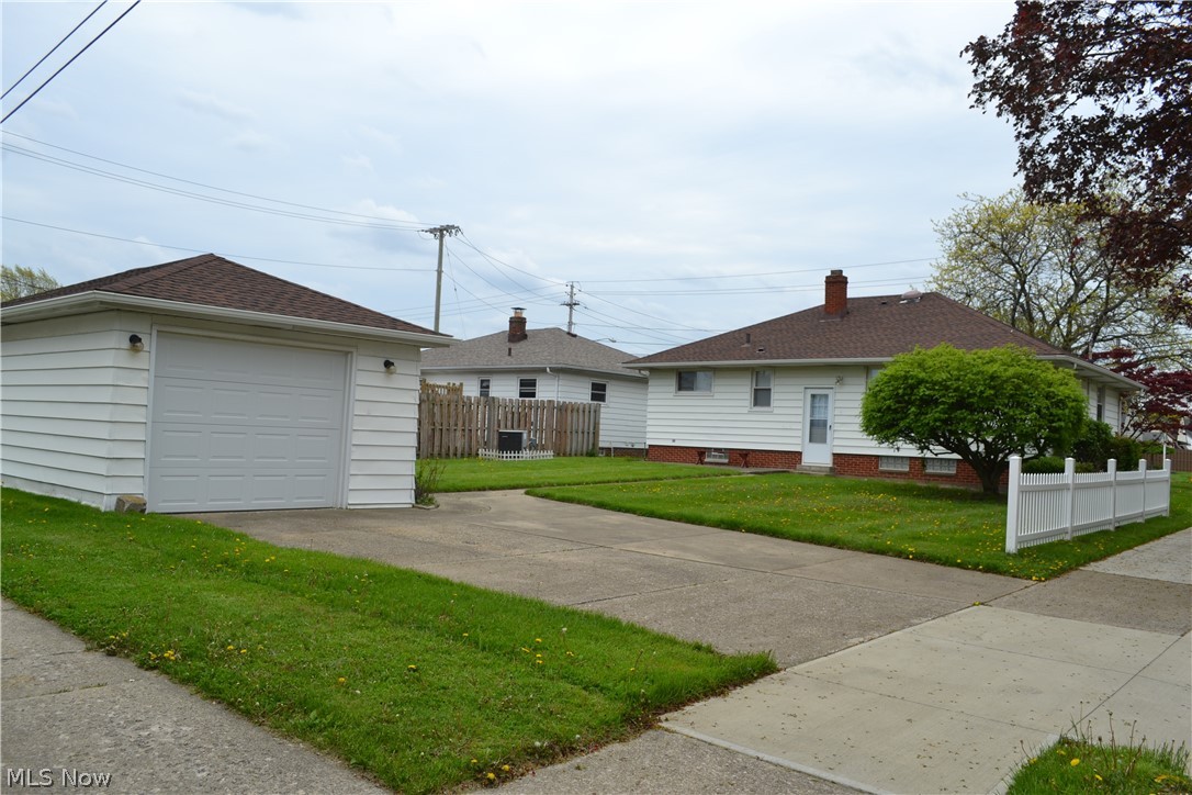 9520 Biddulph Road Cleveland, OH 44144 - Photo 17 of 19 Gallery Image 17
