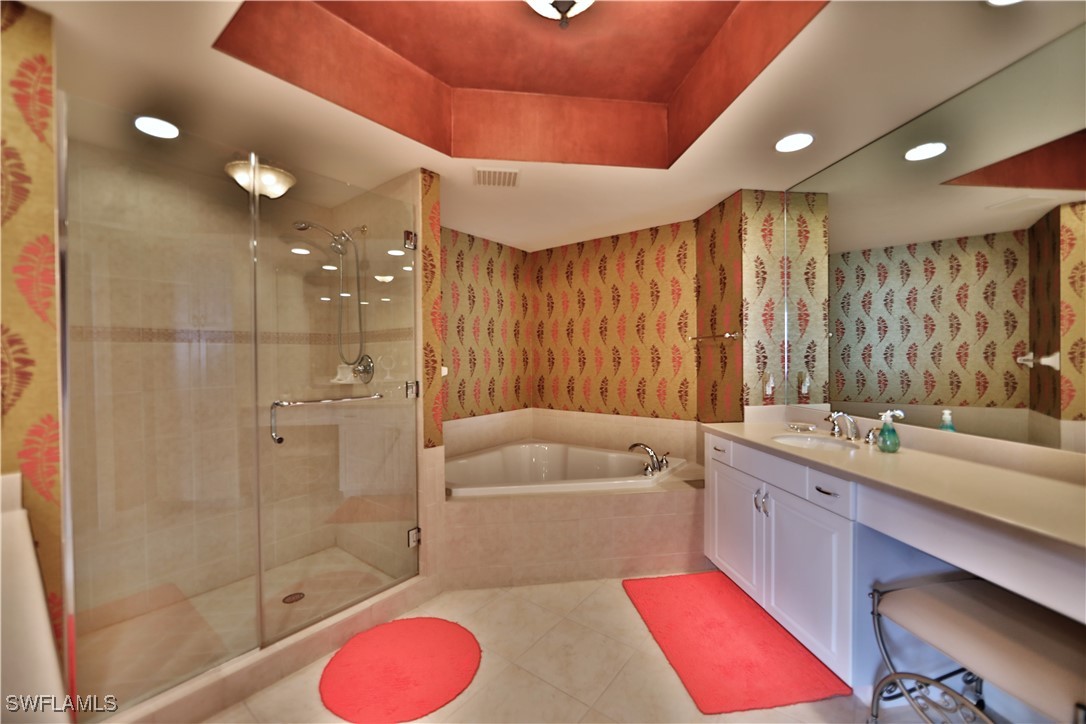 2090 West First Street, Unit 1105 Fort Myers, FL 33901 - Photo 18 of 46