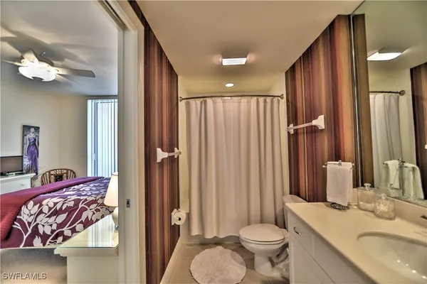 $6,500 | 2090 West First Street, Unit 1105, Fort Myers, FL 33901