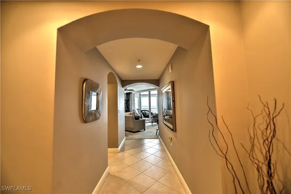 $6,500 | 2090 West First Street, Unit 1105, Fort Myers, FL 33901