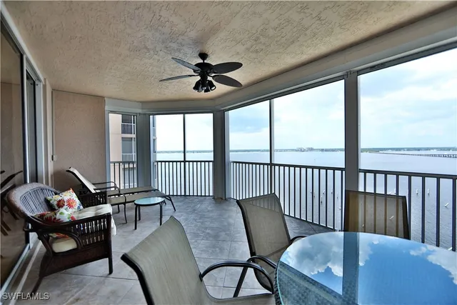 $6,500 | 2090 West First Street, Unit 1105, Fort Myers, FL 33901