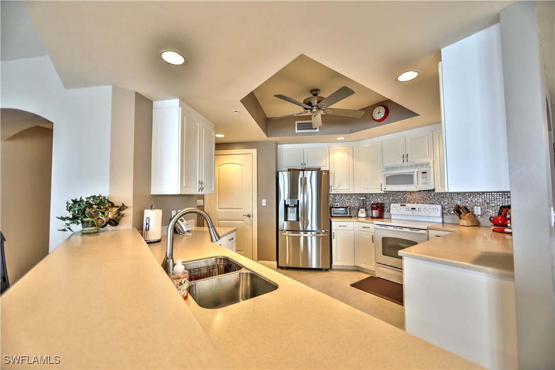 2090 West First Street, Unit 1105 Fort Myers, FL 33901 - Photo 8 of 46