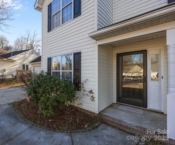 $329,900 | 1561 Forest Glen Lane, Kannapolis, NC 28081